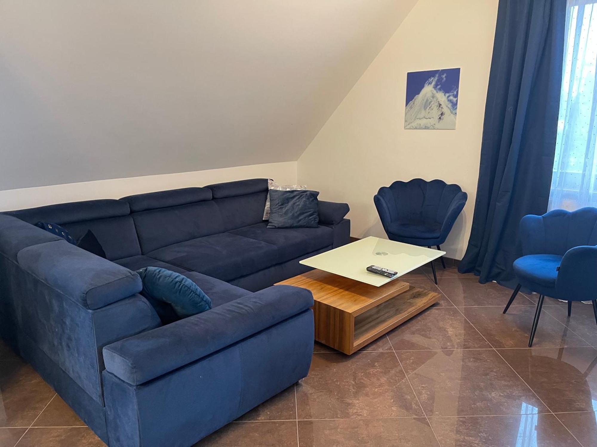 Apartamenty Prima Дзивновек Екстериор снимка